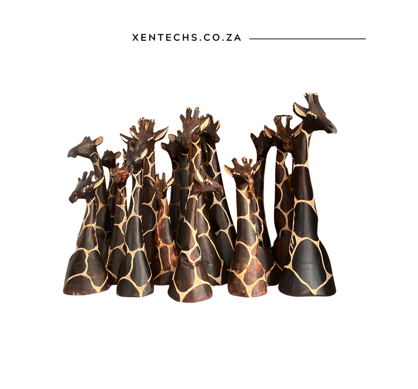 Savannah Majesty Collection – Hand-Carved Wooden Giraffe Sculptures